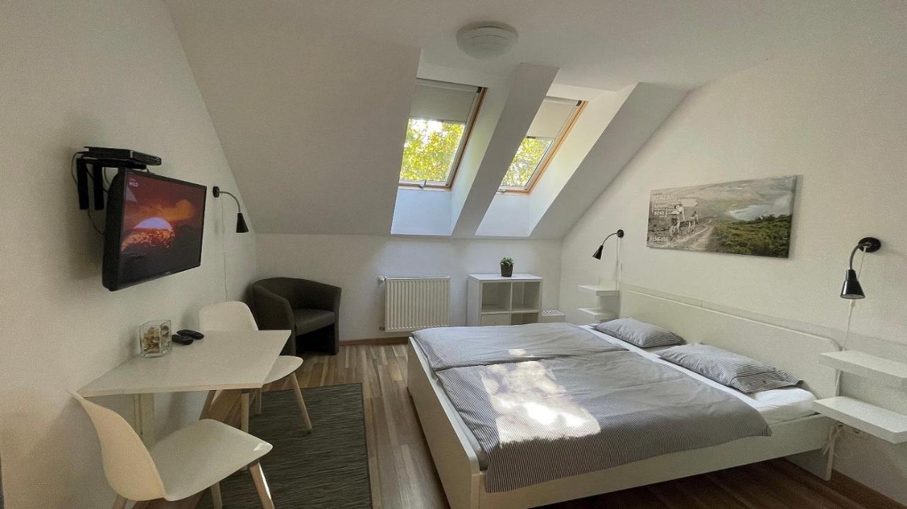 Benevia Apartments Печ Екстер'єр фото